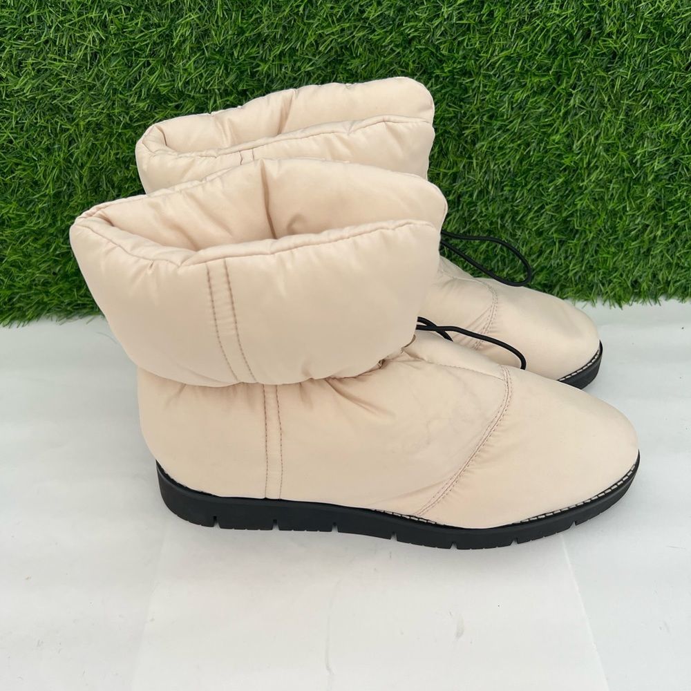 J.Crew Women's $238 Elsa Puffer Boot With Primaloft Dusty Ivory Size 10M BD325
